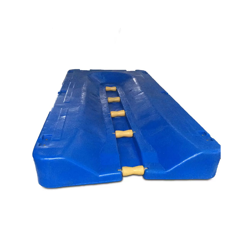 HDPE modulární dok pro vodní skútry