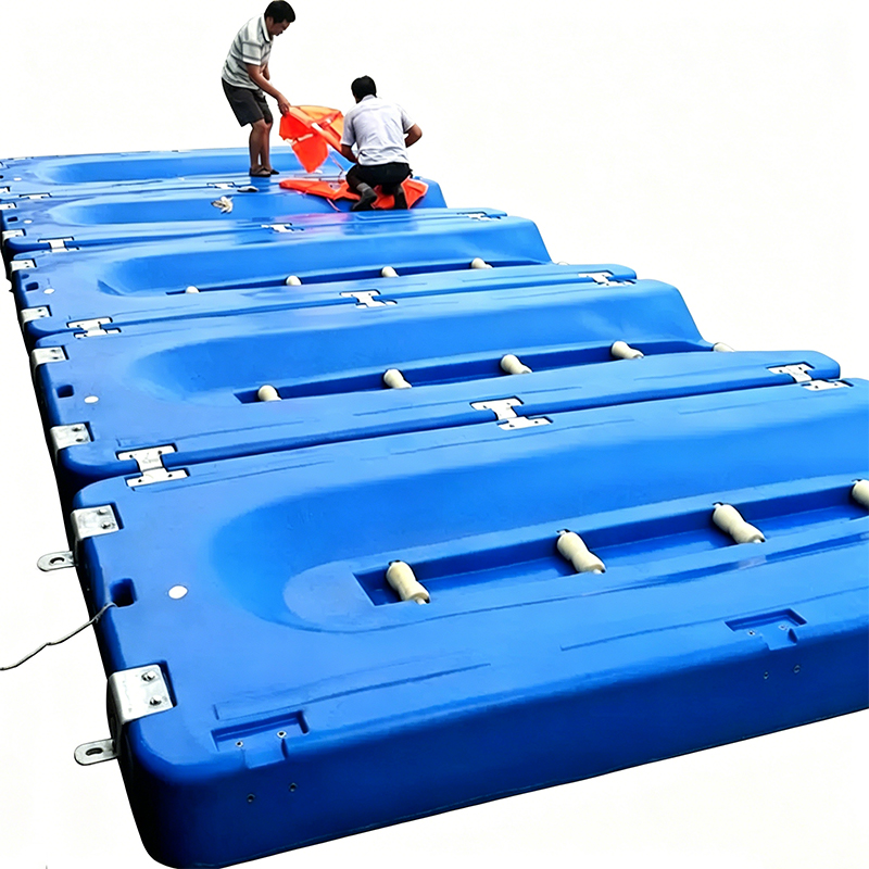 HDPE modulární dok pro vodní skútry