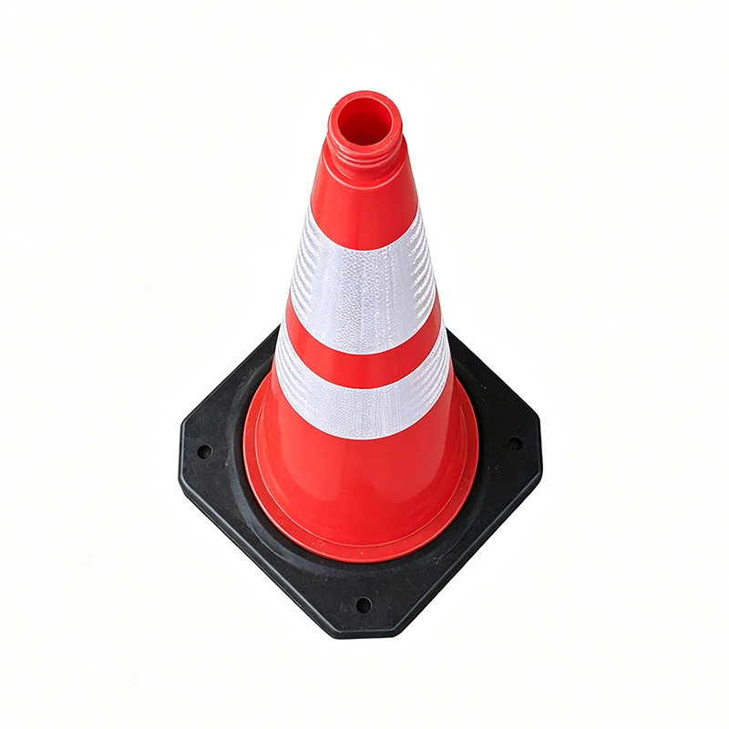 Integrovaný HDPE plastový dopravní kužel s horním otvorem pro rukojeť